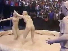 TRISH STRATUS STACY KEIBLER MUD WRESTLING !!