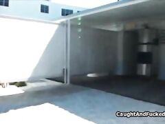 Outdoor bathing with gf leads to sex tape